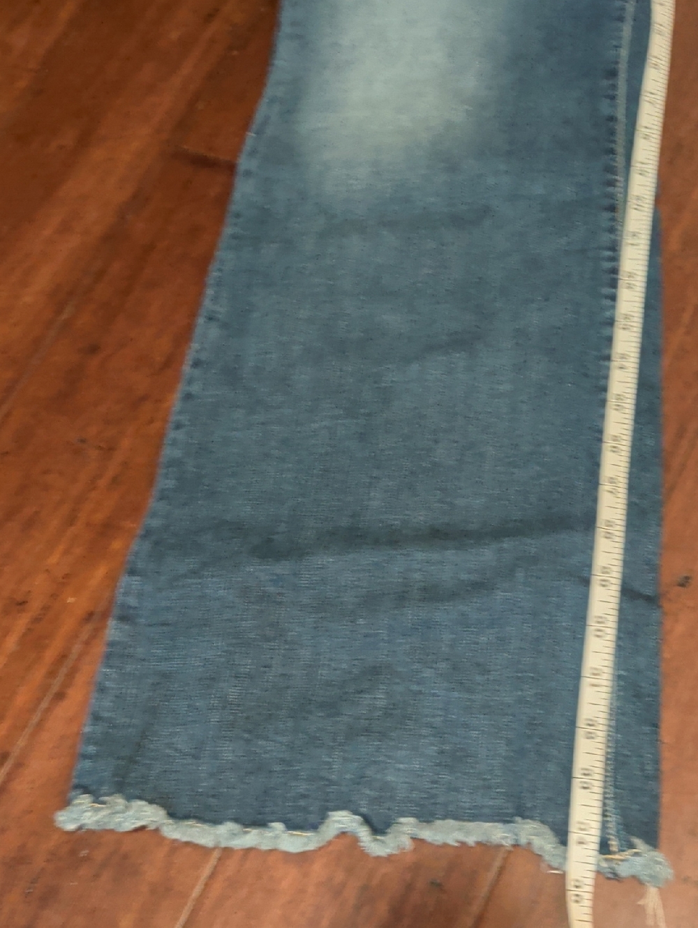 Torrid jean vintage stretch Mid Rose Flare Size 22 - Picture 4 of 9